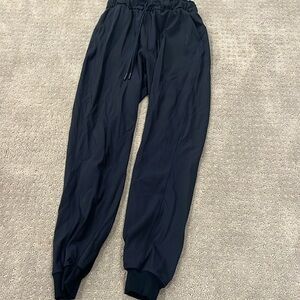LULULEMON JOGGERS